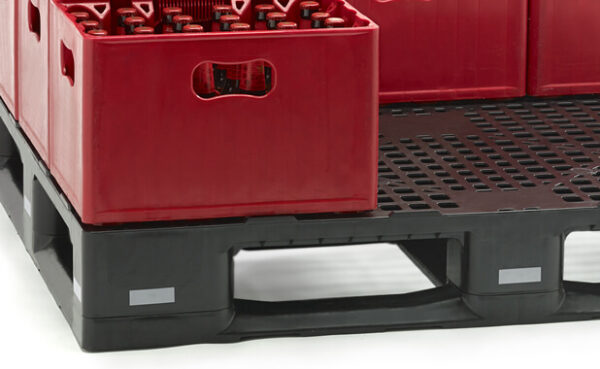 INDUSTRIAL PALLET WITH 6 RUNNERS - Image 3